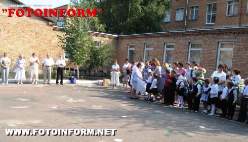 Співробітники УСБУ в Кіровоградській області на День знань побували у своїх підшефних (ФОТО)